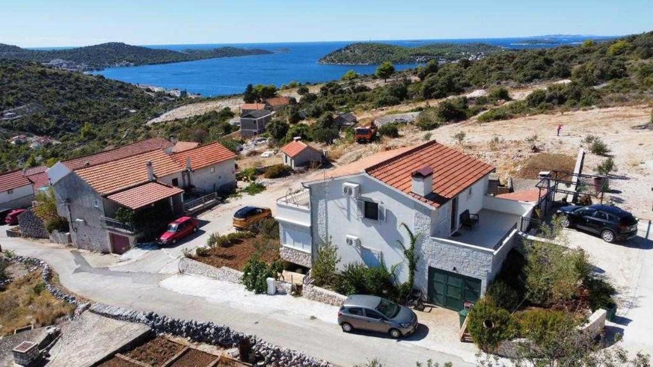 Selo Luka *